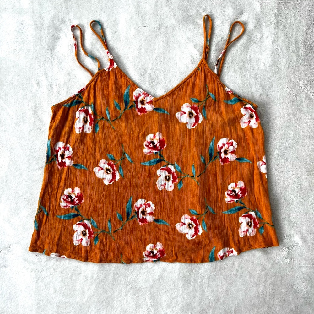 Strappy floral cropped tank